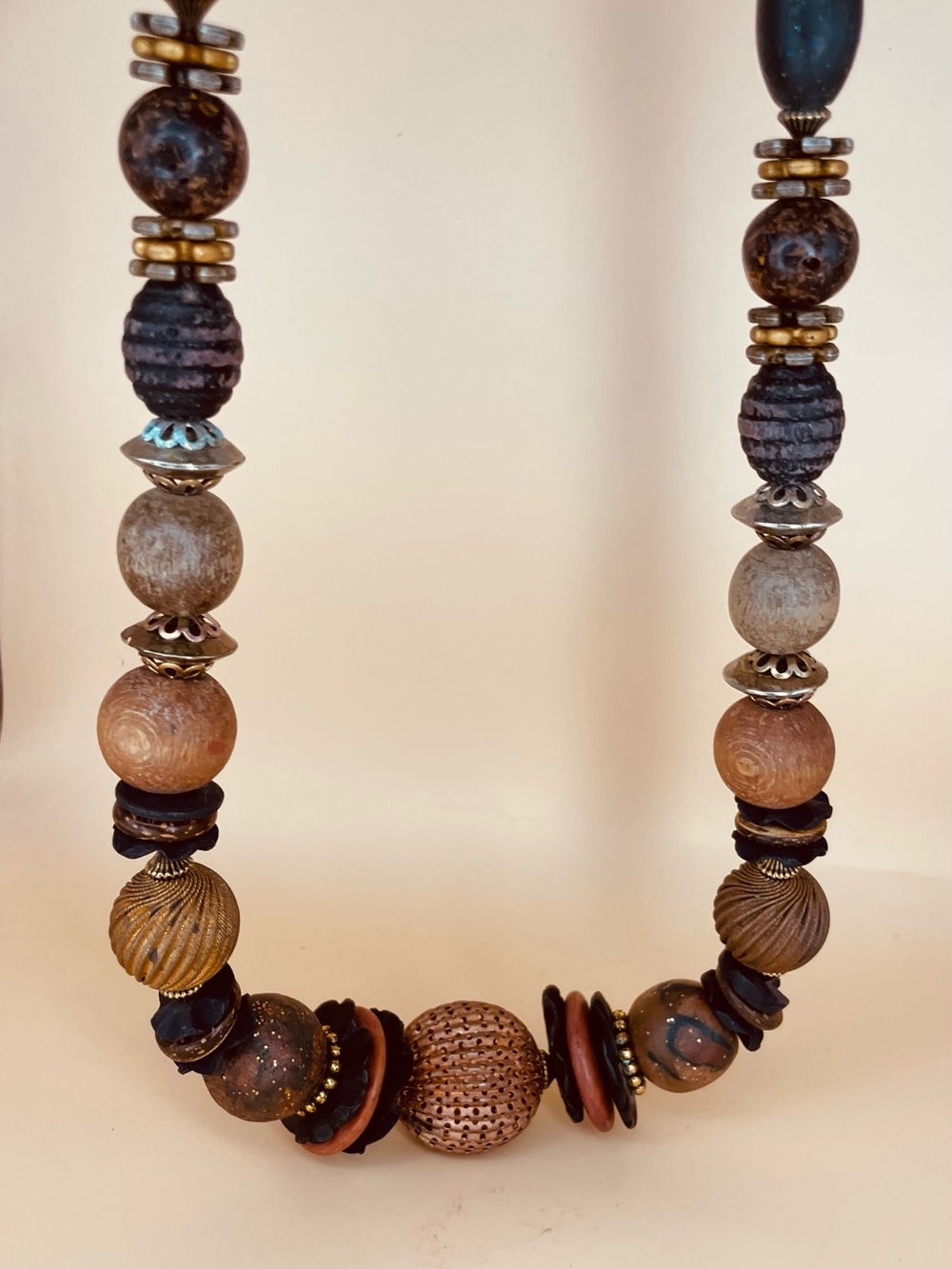 Vintage Chunky Boho Statement Necklace – Earth Tone Wood, Speckled Ceramic
